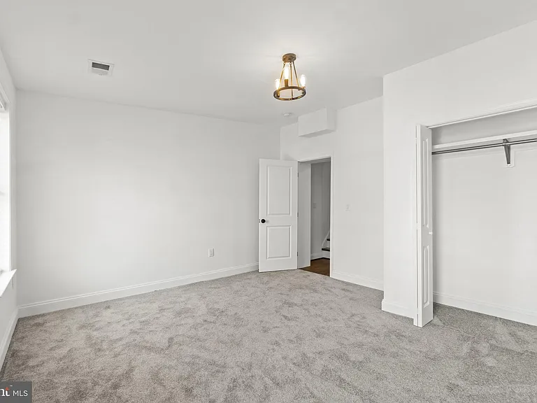 1008 Boyd St — Photo 18