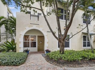12444 NW 17th Mnr, Pembroke Pines, FL 33028