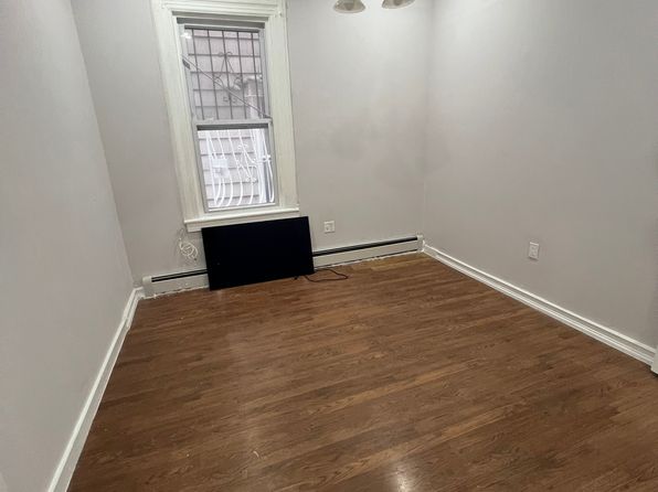 2067 Crotona Ave #1