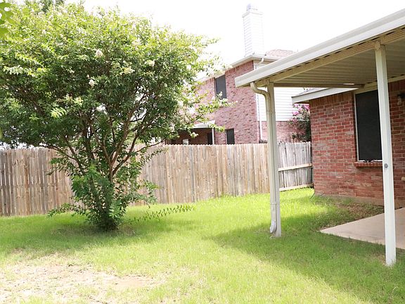 3rd image of 6112 Thackery Dr