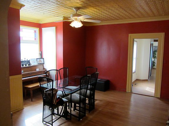 2nd image of 1087 Gorman Ave