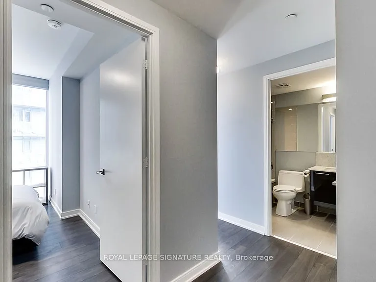 28 Wellesley St E #1704 — Photo 24