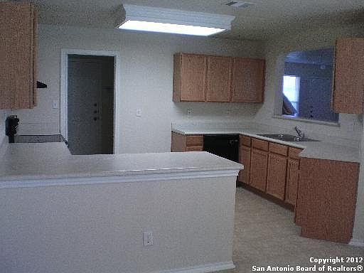 4th image of 9886 Menard Cir