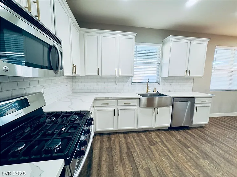 9601 Rolling Thunder Ave — Photo 3