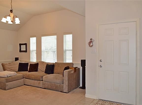 5th image of 2664 Baytree Dr