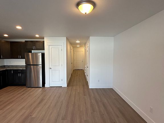 3rd image of 1770 McFarland Ave #C