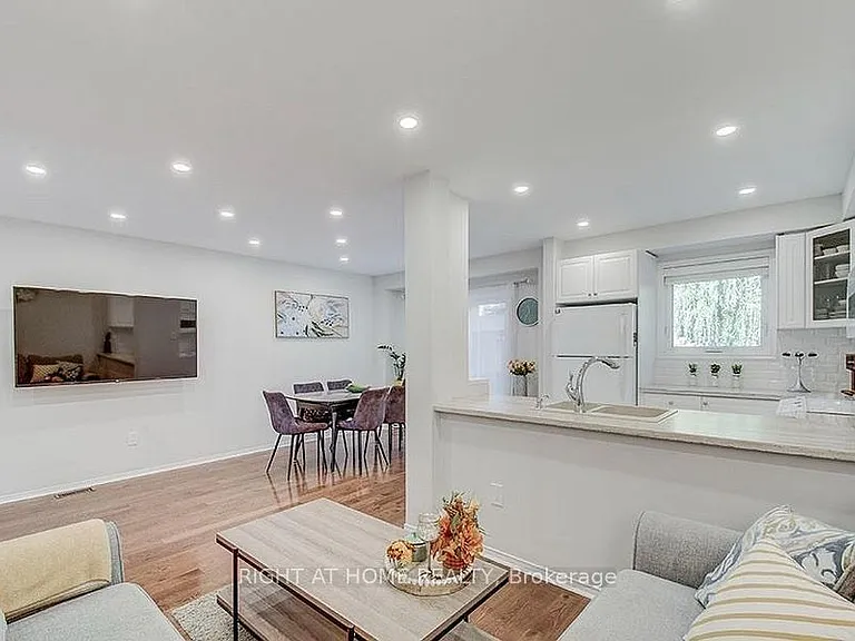 28 Bates Ct — Photo 11