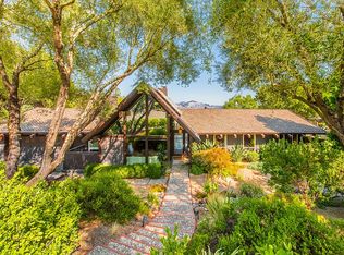 118 Bates Ct, Orinda, CA 94563