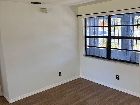 3rd image of 2755 Dr Ella Piper Way