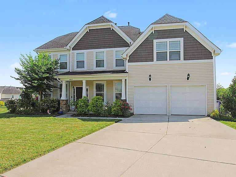 4463 Sourwood Ct — Photo 2