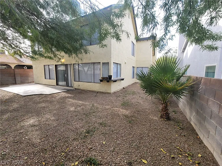 4760 Woodridge Rd — Photo 13