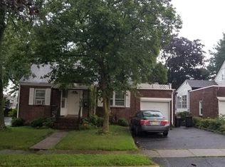 11 Raritan Rd, Linden, NJ 07036
