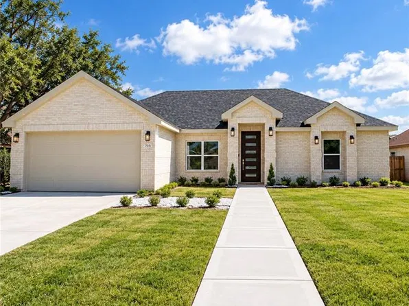 706 Nogales St, Mission, TX 78572