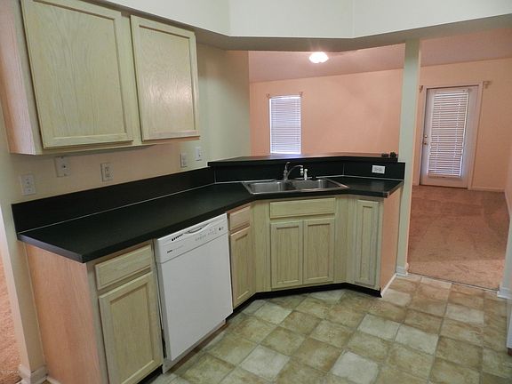 5th image of 200 W Mayall Drive