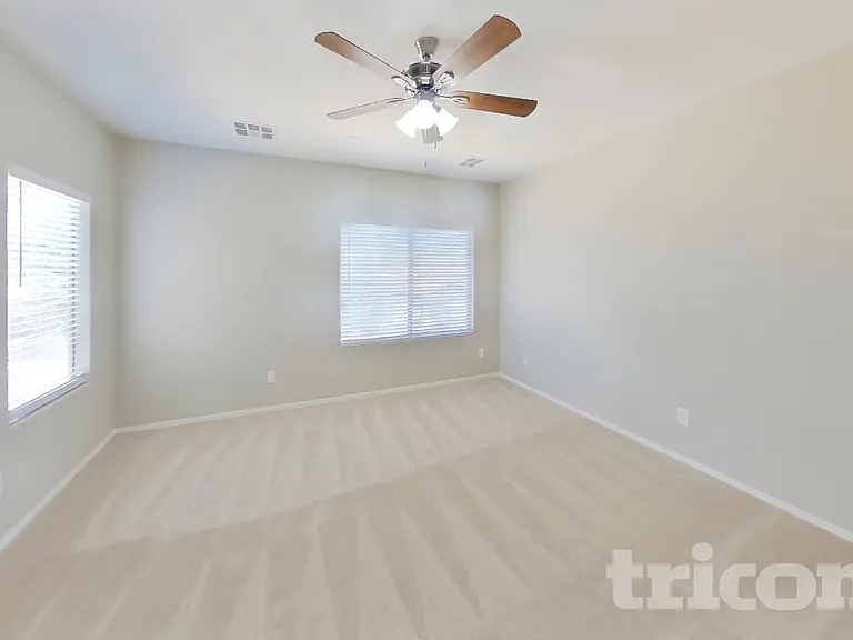 10208 W Wier Ave — Photo 12