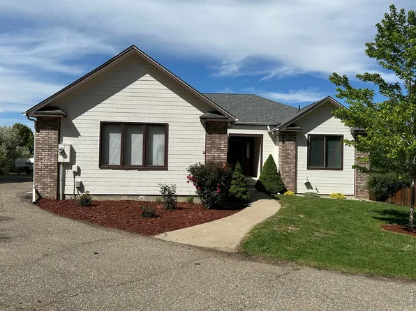 1013 W 41st St, Loveland, CO 80538