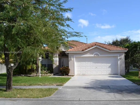 1147 NW 133rd Ave, Pembroke Pines, FL 33028