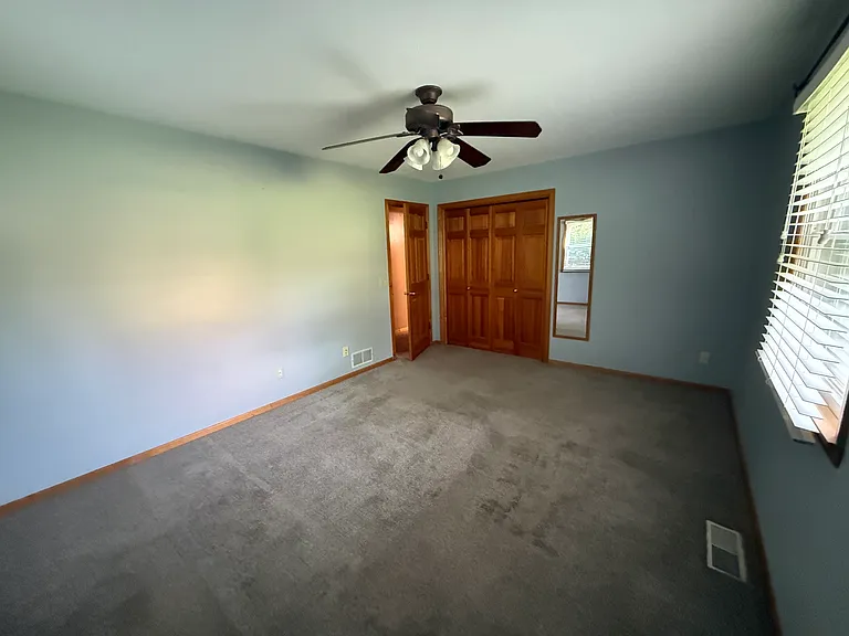 235 Quality Ave N — Photo 10
