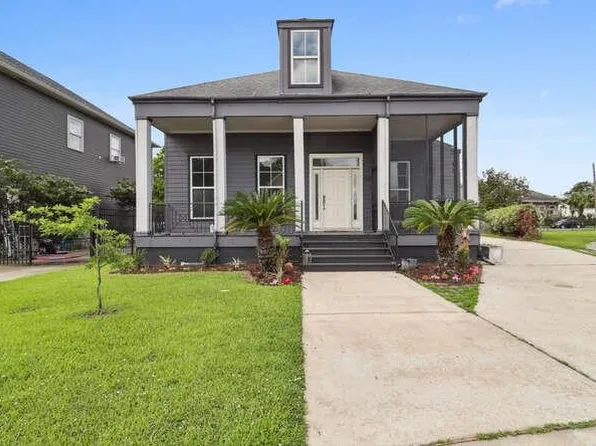 206 Abalon Ct, New Orleans, LA 70114
