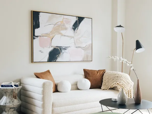 8 Palmetto Street image 2 of 14