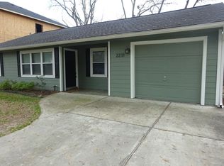 2231 Saxon Dr, Houston, TX 77018