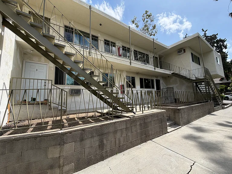 1651 Golden Gate Ave #7 — Photo 6