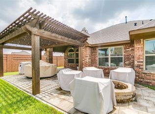 2402 Linden Bluff Ct, Sugar Land, TX 77479