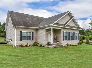 400 Felmet Rd, Flat Rock, NC 28731