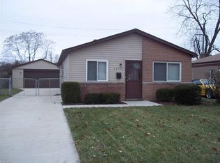 22740 Masonic Blvd, Saint Clair Shores, MI 48082