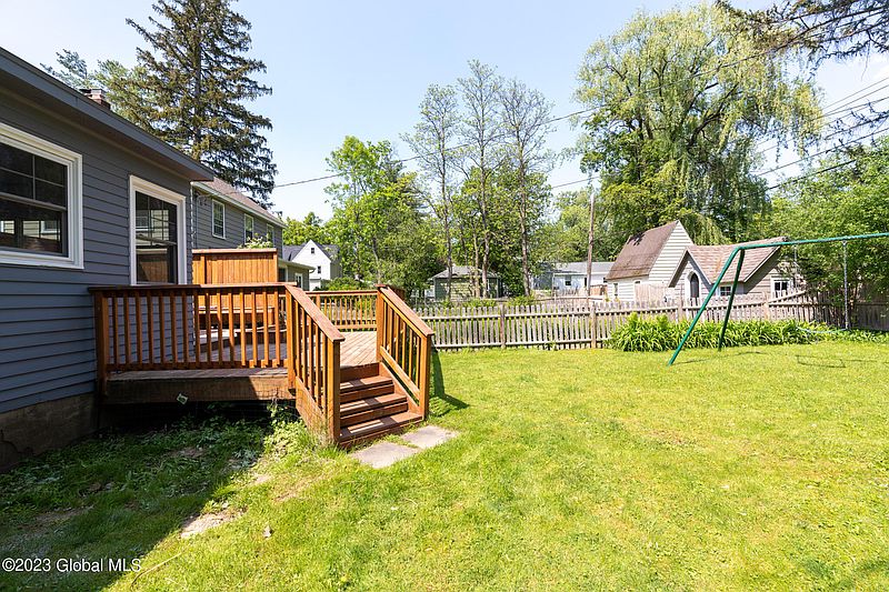5th image of 1476 Myron Street