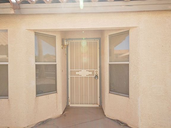 4th image of 1173 W Sparrow Dr