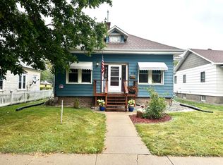752 Kansas Ave SE, Huron, SD 57350