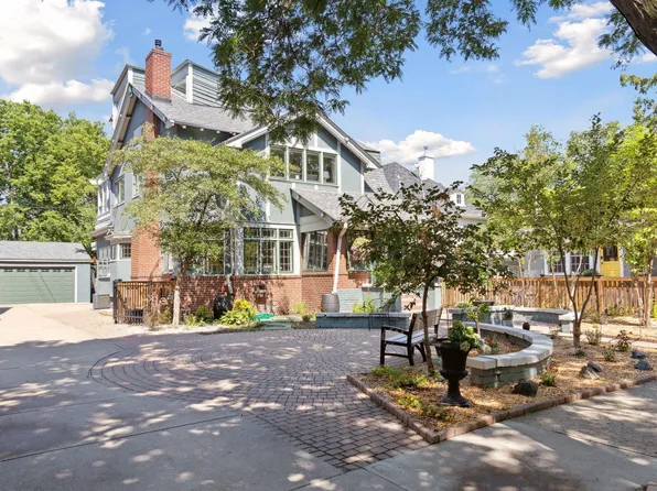 2708 Irving Ave S, Minneapolis, MN 55408