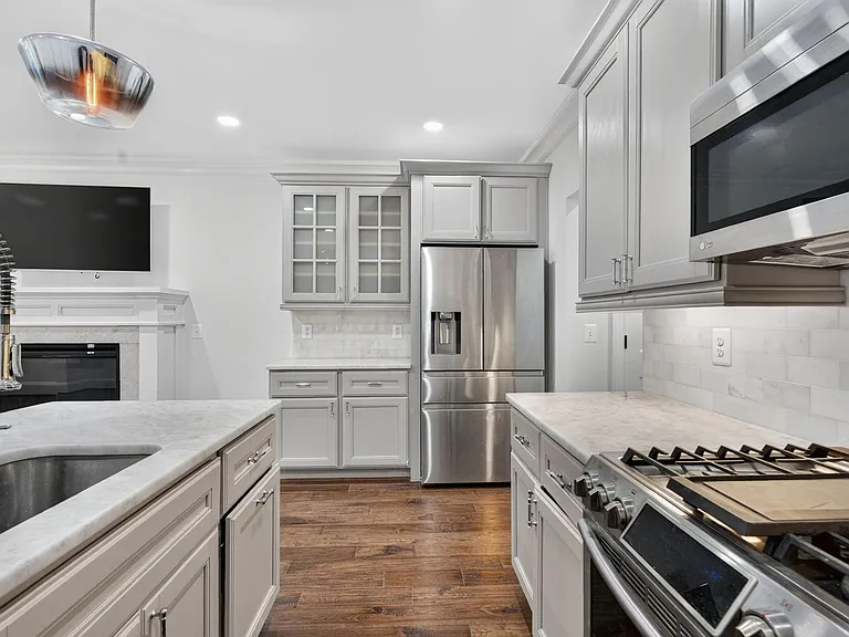 1717 Euclid St NW #1 — Photo 3