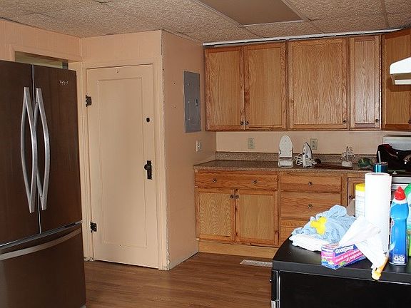 2nd image of 330 1st St SE