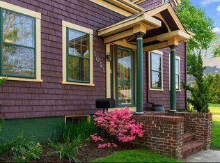 1051 Hope St, Bristol, RI 02809