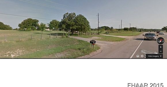 2nd image of 803 E Loop 121