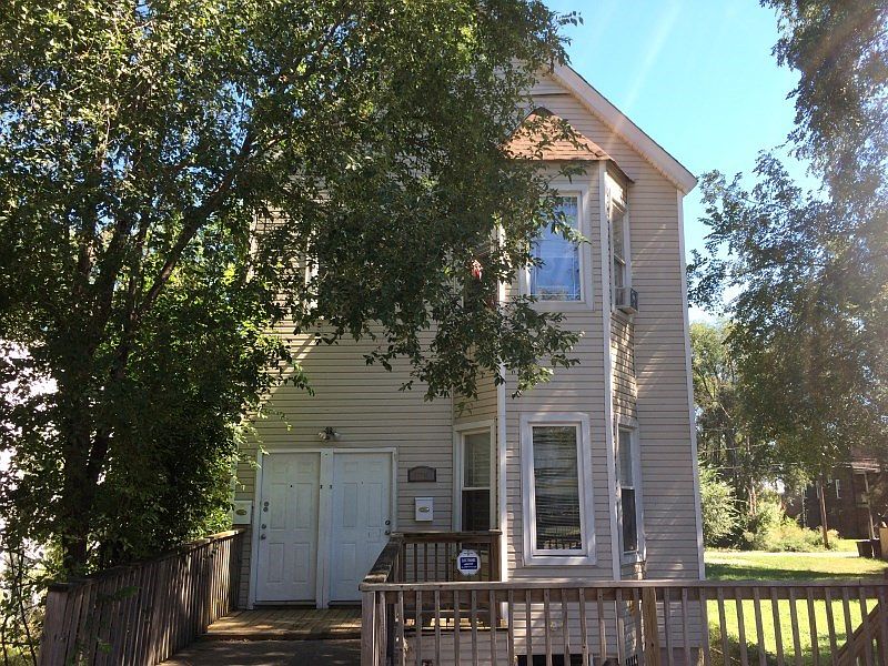 1st image of 8929 S Buffalo Ave #G