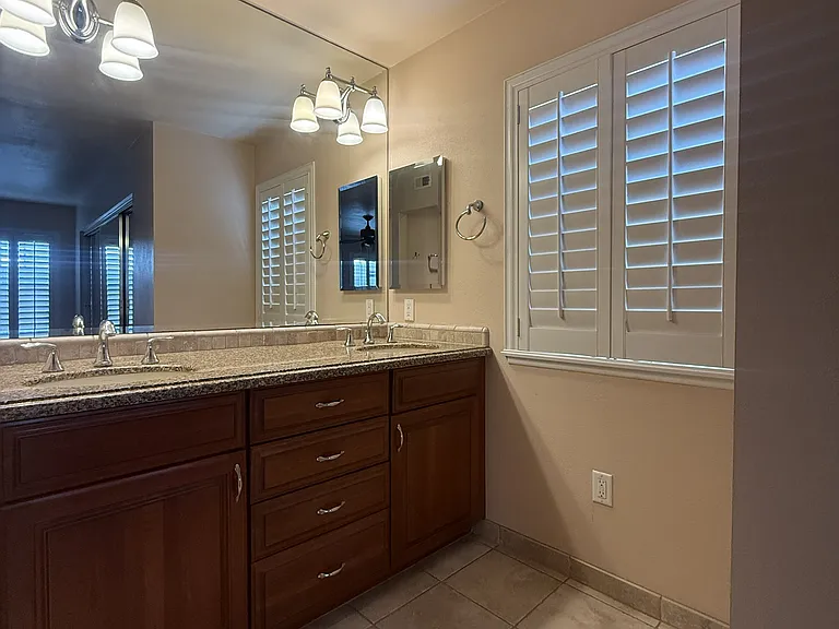 9270 Honeysuckle Ave — Photo 12