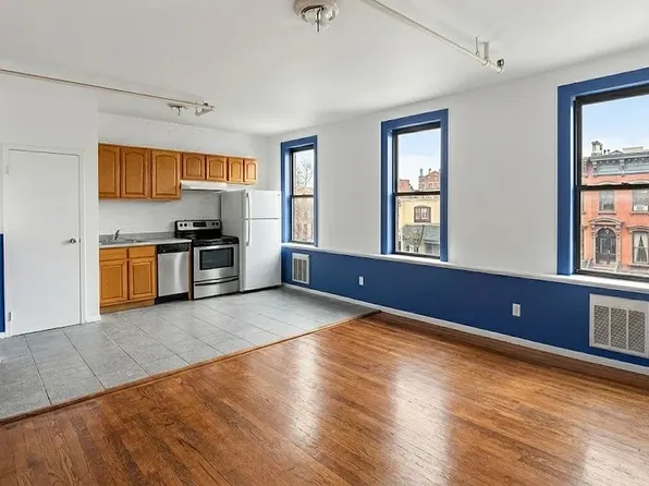 30-59 Steinway Street image 1 of 6