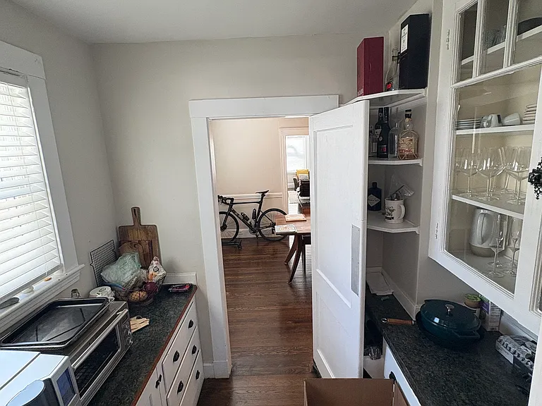 24-26 Warren Ave #1 — Photo 9