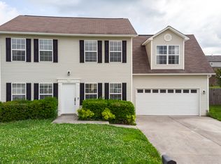 2123 Cartmill Dr, Powell, TN 37849