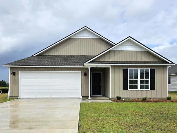 2000 Derbyshire Ln, Hahira, GA 31632