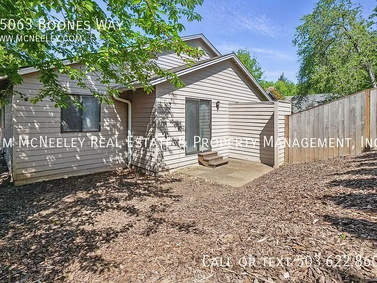 15063 Boones Way — Photo 18