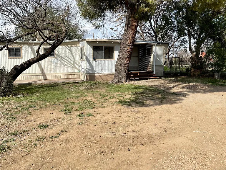 1120 N Justice Dr #14 — Photo 2