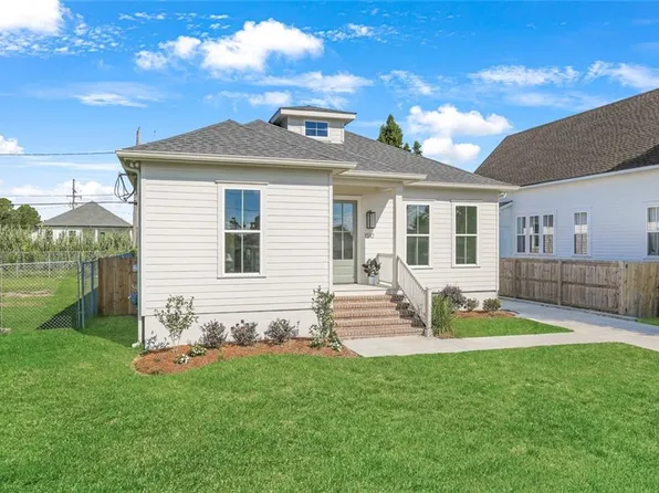 1510 Schnell Dr, Arabi, LA 70032