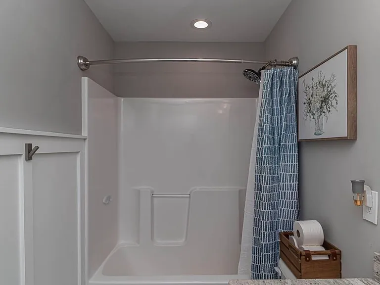 300 Stonebridge Dr — Photo 18