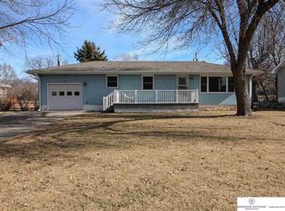 607 N 29th St, Ashland, NE 68003