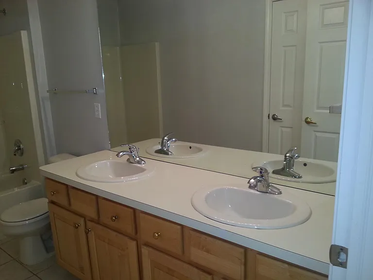 3101 Yosemite Dr — Photo 14