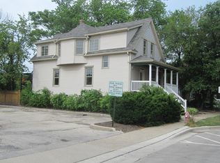 48 E Quincy St, Riverside, IL 60546